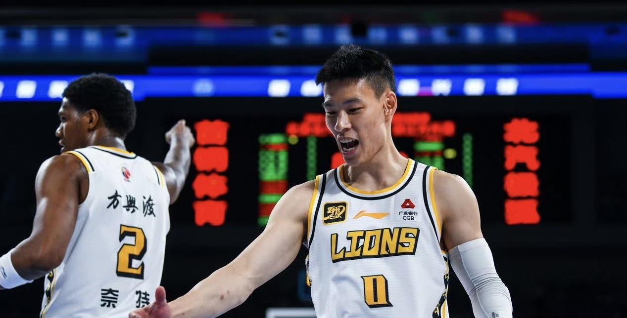 广厦男篮发布备战花絮，集结日队长鼓劲，CBA季后赛任务艰巨，训练强度明显提升的简单介绍