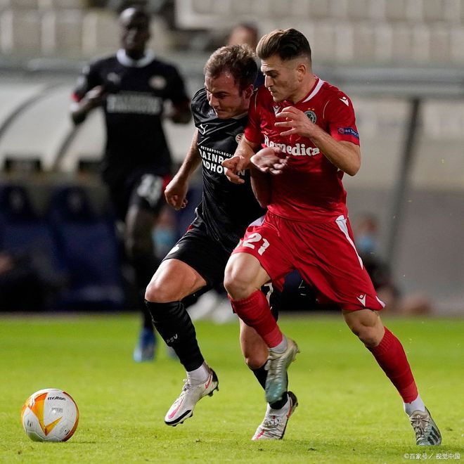 转会期埃因霍温调整名单以备葡超；战术微调环节打磨；目标明确；控场能力受关注的简单介绍